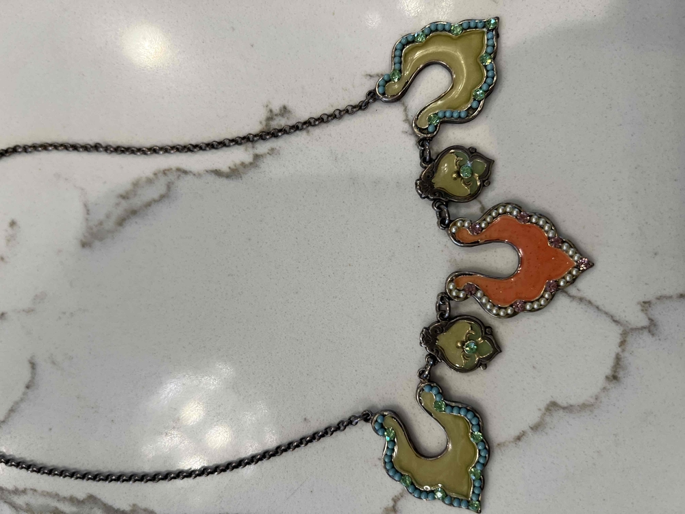 Liz Palacios Gold/Bronze Necklace SF Leaves with Crystals
